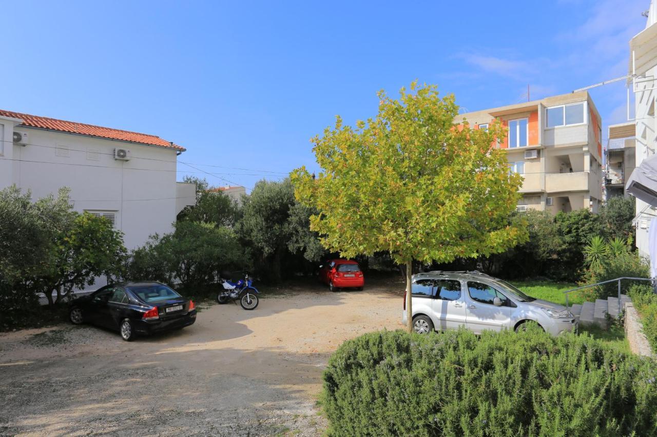 Apartments With A Parking Space Makarska - 5984 Exterior photo