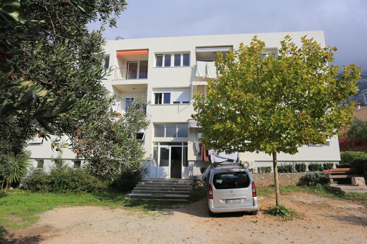 Apartments With A Parking Space Makarska - 5984 Exterior photo
