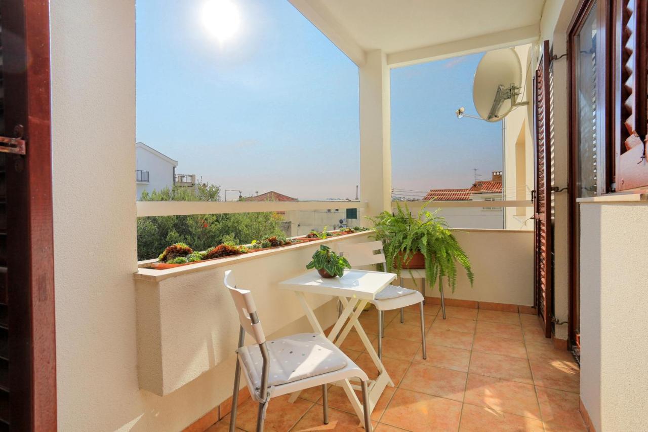 Apartments With A Parking Space Makarska - 5984 Exterior photo
